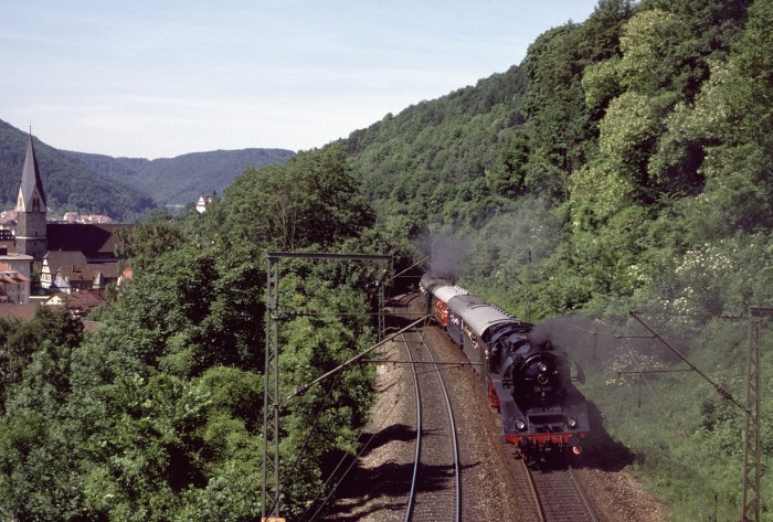 03 1010 Geislinger Steige hinten am Sonderzug, am 15.06.1996