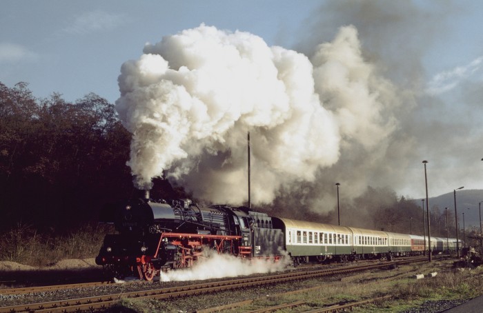 03 1010 Sonderzug Ausfahrt Grimmenthal, 19.11.2000