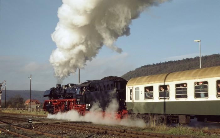 03 1010 Sonderzug Ausfahrt Grimmenthal, 19.11.2000
