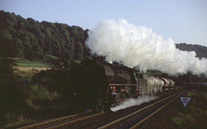 41 1180 mit Ng 66472 bei Zeutsch, 23.07.1983