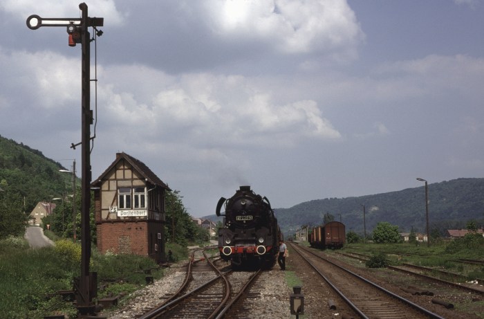 41 1225 mit Dg in Porstendorf, 01.06.1985