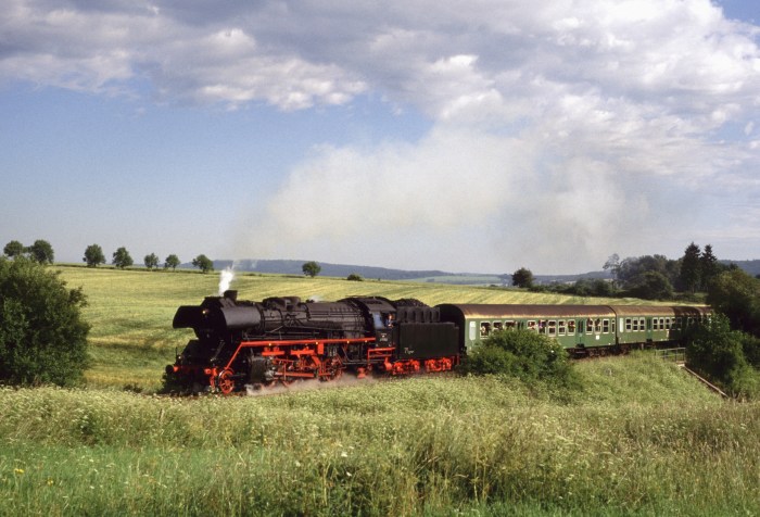 41 1185 mit RB 7811 hinter Abfahrt Ettenhausen, 28.06.1997