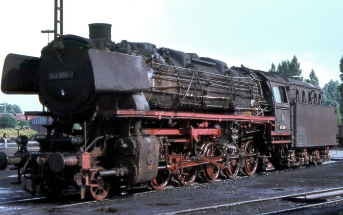 043 666 im Bw Rheine, am 06.07.1976