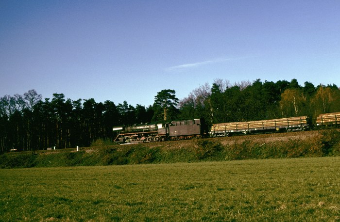 44 0??? Güterzug bei Karstädt, am 03.05.1980