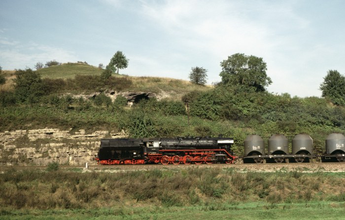 44 0231 Tv mit Übergabe abwärts, bei Unterwellenborn, 04.10.1980