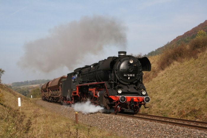 44 1486 mit Kieszug bei Walldorf, am 11.10.2007