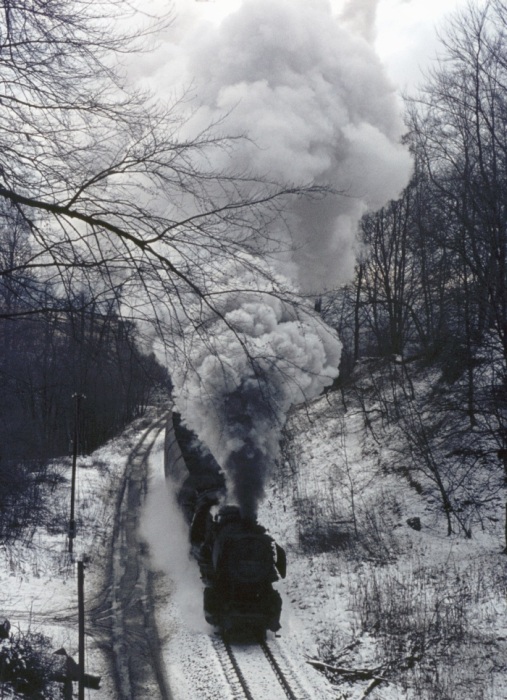051 580 vorm Walkenrieder Tunnel, 02.01.1976