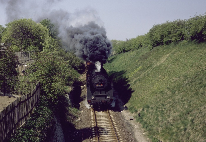 50 3557 mit Ng 64784 Ausfahrt Eilenburg, 09.05.1982