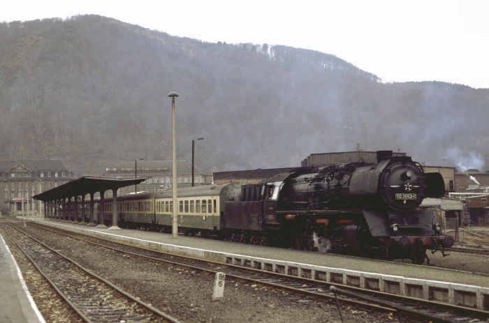 50 3553 vor P 19413 in Thale, am 18.11.1987