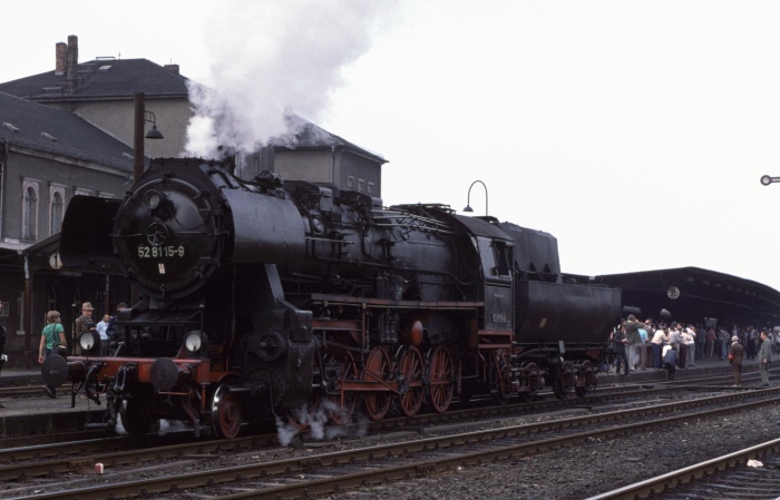52 8115 Umsetzen im ahnhof Bischofswerda, 13.08.1978