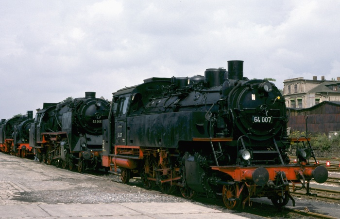 64 007 in Radebeul-Ost am 12.08.1978
