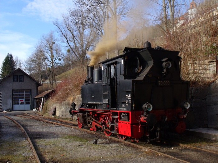 70 083 im BW Tegernsee, um 16:04h am 11.03.2017