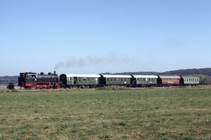 75 1118 Tv Richtung Amstetten hinter Gerstetten, am 05.10.1997