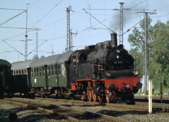 75 1118 Paradefahrt in Crailsheim, abends am 28.05.2005