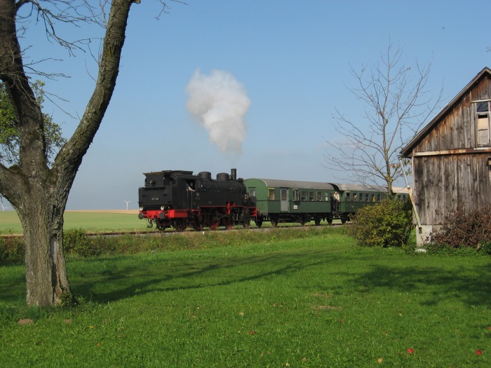 75 1118 Tv →Amstetten, Ausfahrt Waldhausen, am 07.10.2007