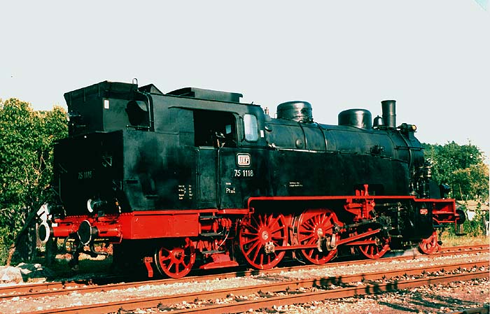 75 1118 fotogen aufgestellt in Amstetten, am 17.08.1997