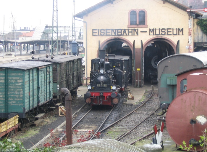 89 7159 im Museumsgelände (Bw) der DGEG in Neustadt/Weinstraße, am 10.04.2005