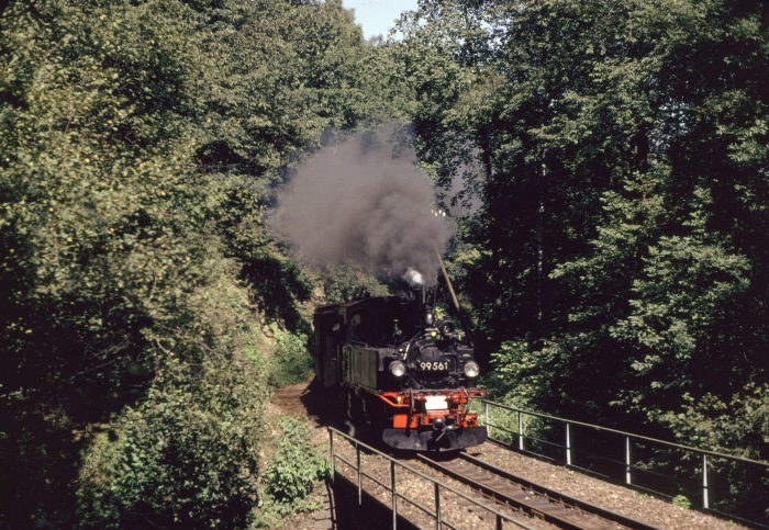 99 561 im Rabenauer Grund vor Seifersdorf, am 01.09.1989