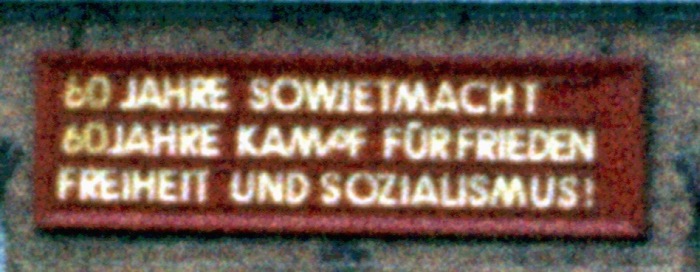 ...Kampf der Sowjetmacht für Friede, Freude, Sozialismus und Eierkuchen und dergleichen...