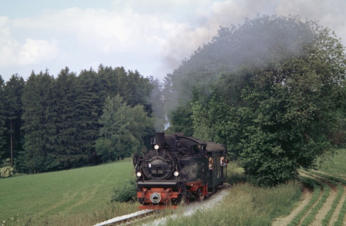 99 716 in der Steigung hinter Reinstetten, um 17:15h am 18.06.2005