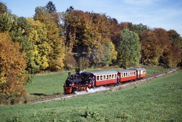 99 7203 im oberen Duital im Herbst, am 24.10.2004