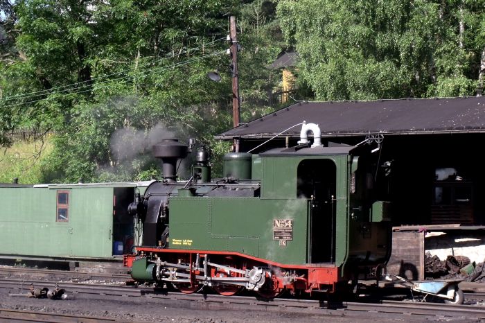 No 54 wird morgens für ihren Tages- Einsatz vorbereitet, fotografiert um etwa 9:05h am 23.07.2011
