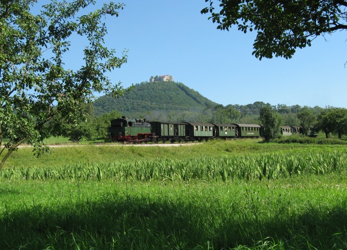 GES Nr.16 abwärts unterhalb der Burg Hohenneuffen, am 15.07.2007