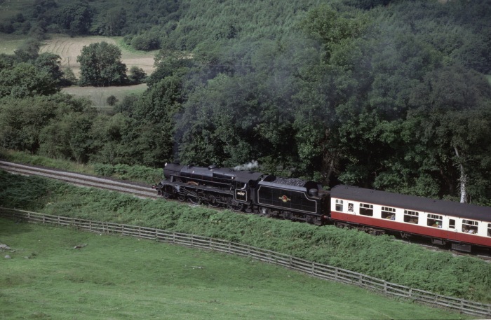 44767 hinter der 2.Brücke bei Green End, 08.08.2000