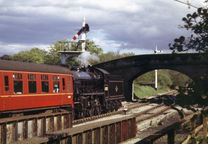 62005 Tv Ausfahrt Goathland, 19.05.2004 um 17:13h