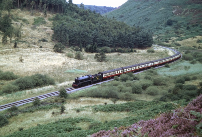825 abwärts im Newton Dale bei Needle Eye, 30.08.2005