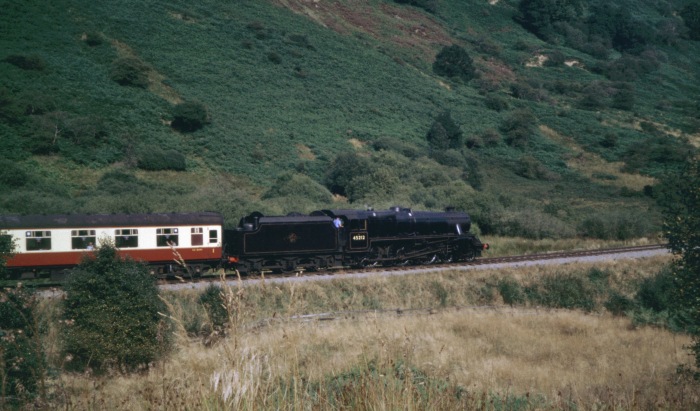45212 bei Carters House im Newton Dale, 30.08.2005