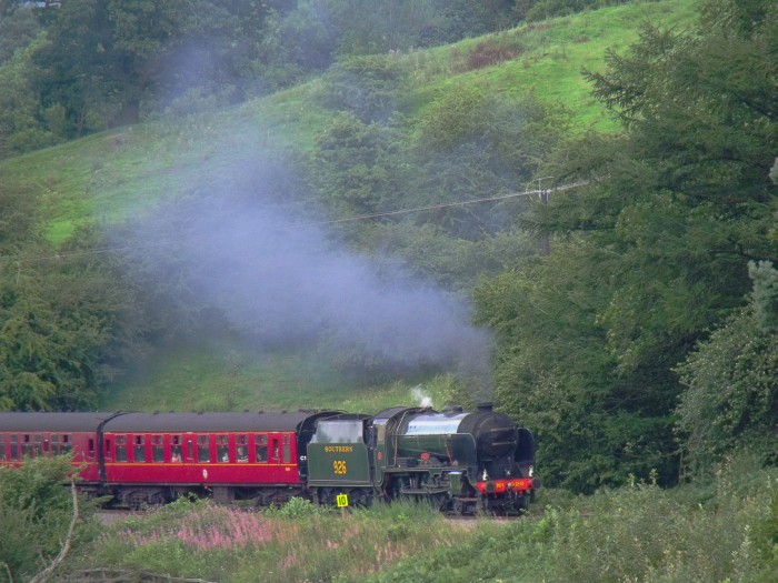 926 bei Green End zwischen den Feldwegbrücken, um 14:43h am 05.08.2019